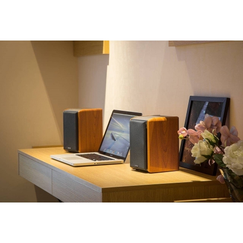 Edifier R1010BT - 4" Powered Bluetooth Wireless Multimedia Studio Monitor Speakers (Pair) 24 Watts R