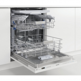  Indesit DIO3T131FEUK Fully Integrated Standard Dishwasher - 2