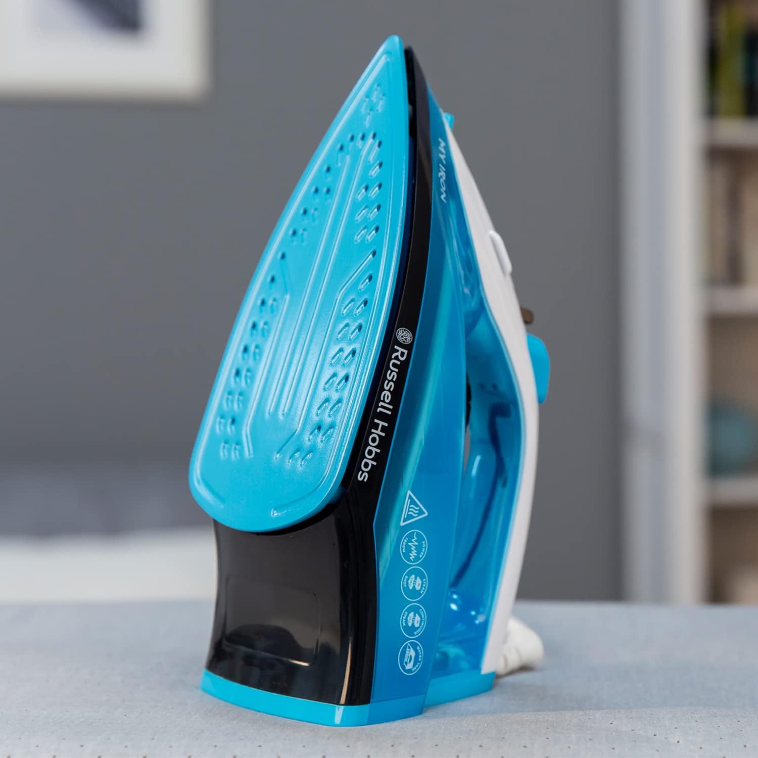 RussellHobbs 25580 My Iron 1800 Watt Steam Iron thumbnail image