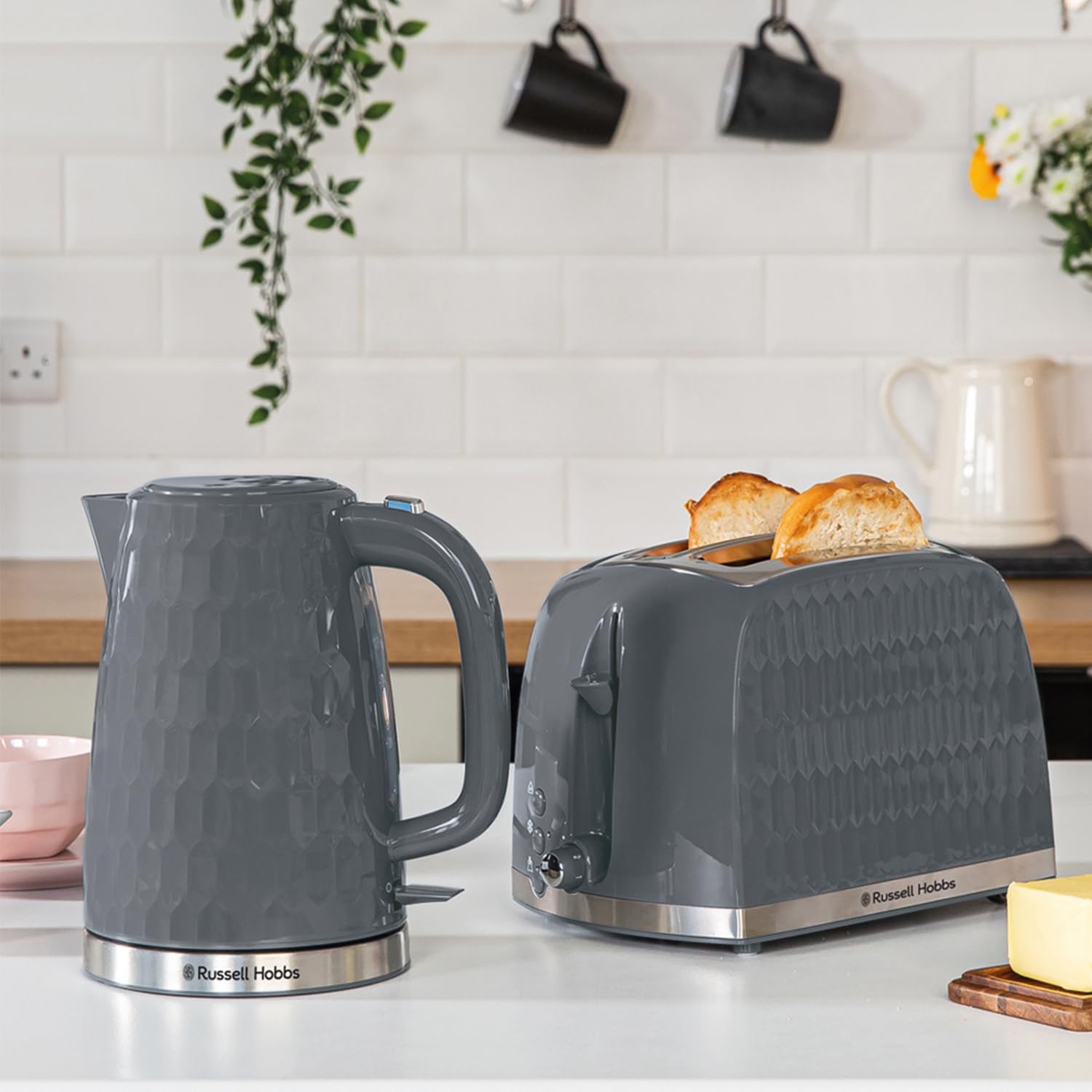 Russell Hobbs 26053 Honeycomb Grey Plastic Kettle thumbnail image