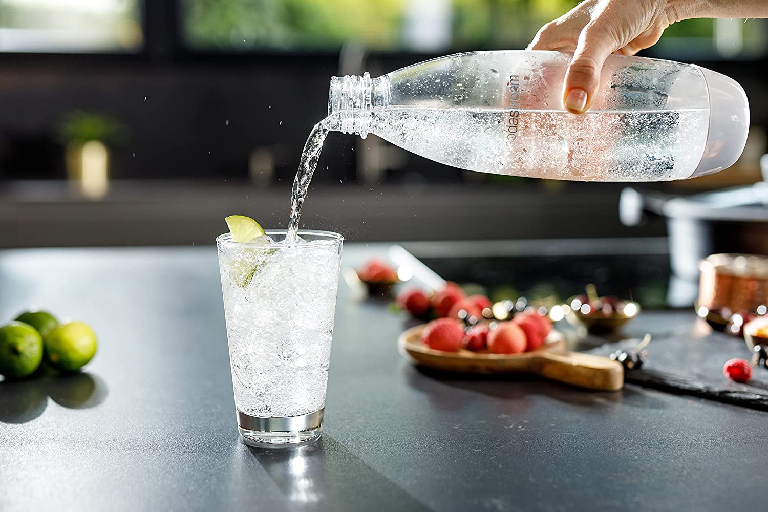 SodaStream Terra Sparkling Water Maker Machine, with 1 Litre Reusable BPA-Free Water Bottle for Carbonating & 60 Litre Quick Connect CO2 Gas Cylinder â€“ Black thumbnail image