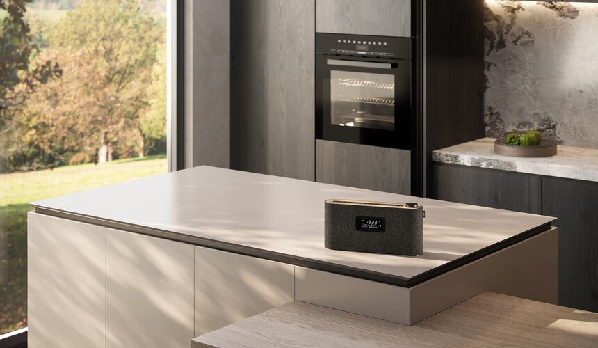 Loewe radio.frequency  DAB/FM Radio thumbnail image