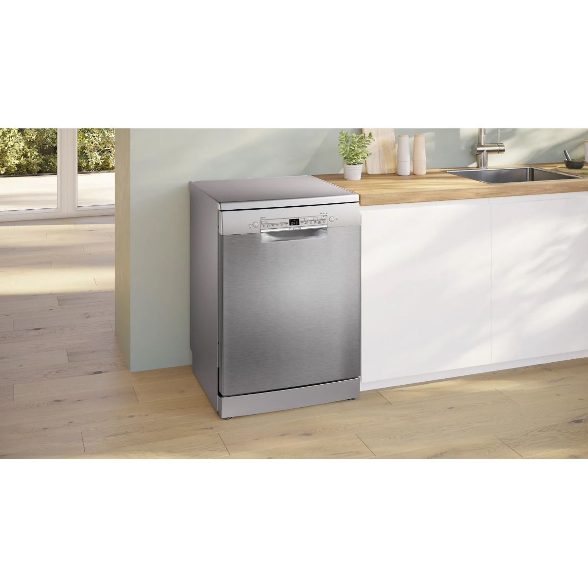 Bosch SMS2HVI67G  Series 2 Freestanding Dishwasher thumbnail image